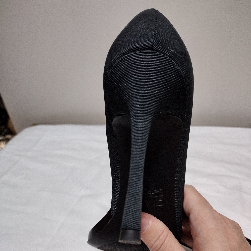 Zac Posen Valerian Half D'Orsay Closed Toe Pumps - Picture 2 of 13